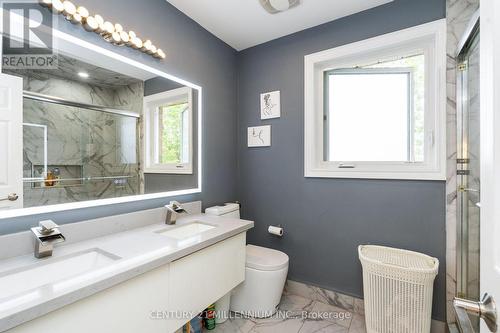 62 Stargell Drive, Whitby, ON - Indoor Photo Showing Bathroom