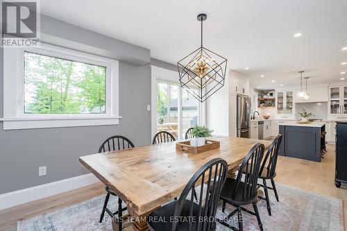 8 Malta Crescent, Springwater, ON - Indoor Photo Showing Dining Room
