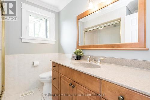 8 Malta Crescent, Springwater, ON - Indoor Photo Showing Bathroom