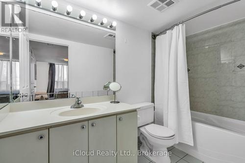 611 - 88 Corporate Drive, Toronto, ON - Indoor Photo Showing Bathroom