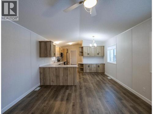 41 602 Elm Street, Quesnel, BC - Indoor Photo Showing Kitchen