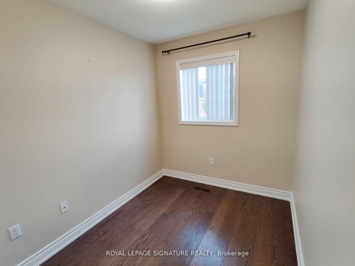 33-1525 South Parade Court, Mississauga, ON - Indoor Photo Showing Other Room