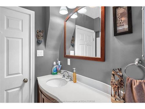 475 Broadway Street, Port Lambton, ON 