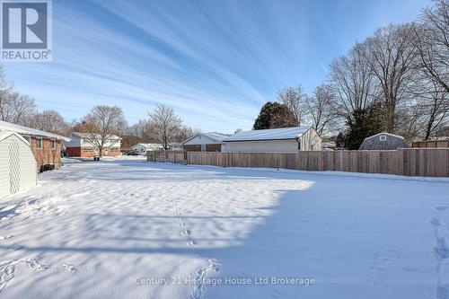 816 Pavey Street, Woodstock (Woodstock - South), ON - Outdoor