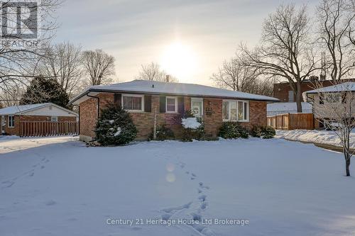 816 Pavey Street, Woodstock (Woodstock - South), ON - Outdoor