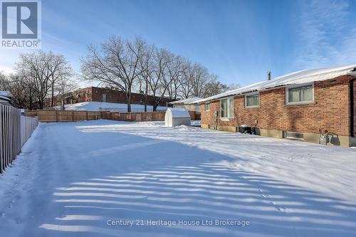 816 Pavey Street, Woodstock (Woodstock - South), ON - Outdoor