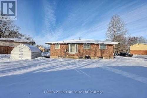 816 Pavey Street, Woodstock (Woodstock - South), ON - Outdoor