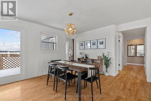 34889 Black'S Point Road, Central Huron (Goderich), ON - Indoor Photo Showing Dining Room