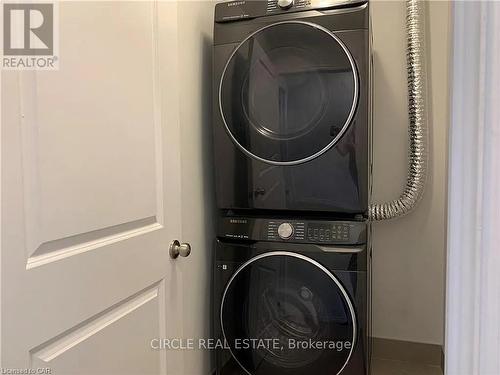 20 - 124 Compass Trail, Cambridge, ON - Indoor Photo Showing Laundry Room