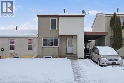 622 58 Street SE  Calgary, AB T2A 5L3