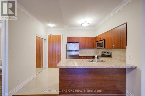 Lph9 - 30 Clegg Road, Markham, ON - Indoor Photo Showing Kitchen With Double Sink
