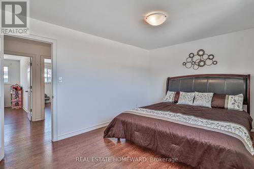 4 Poplar Crescent, Aurora, ON - Indoor Photo Showing Bedroom