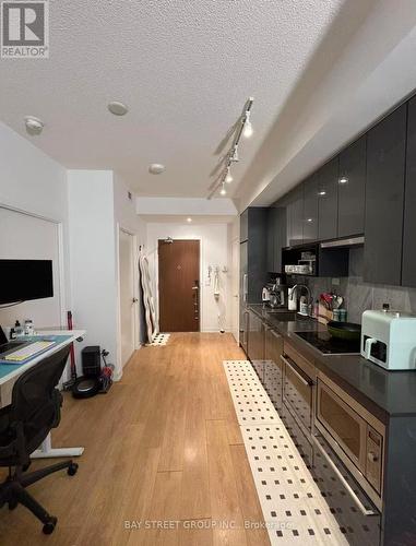 2706 - 115 Mcmahon Drive, Toronto, ON - Indoor