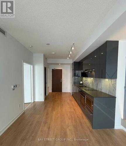 2706 - 115 Mcmahon Drive, Toronto, ON - Indoor