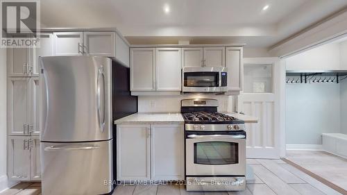 107 Woodbine Avenue, Toronto, ON - Indoor Photo Showing Kitchen