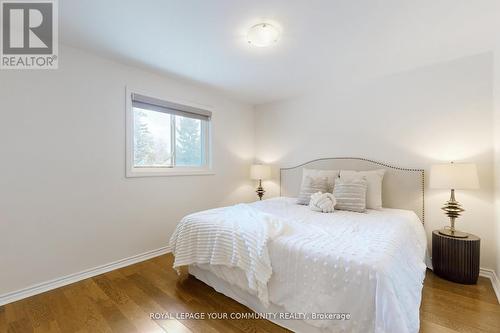 170 Garden Avenue, Richmond Hill, ON - Indoor Photo Showing Bedroom