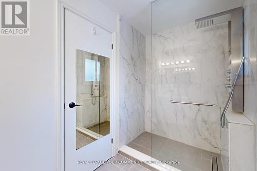 170 Garden Avenue, Richmond Hill, ON - Indoor Photo Showing Bathroom