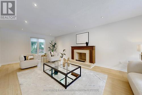 170 Garden Avenue, Richmond Hill, ON - Indoor Photo Showing Living Room With Fireplace