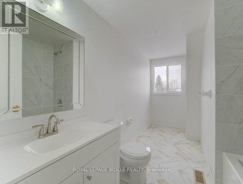 502 Misty Crescent, Kitchener, ON - Indoor Photo Showing Bathroom