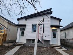 603 Cote Street  Winnipeg, MB R2J 0P6