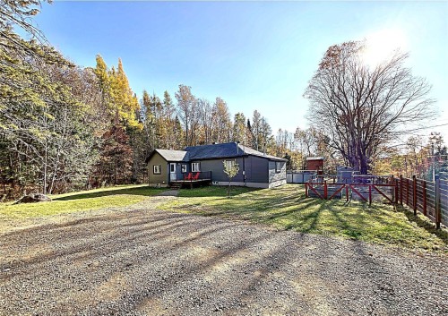 Façade - 1622 Côte St-Gabriel O., Saint-Sauveur, QC - Outdoor