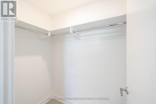 725 - 8188 Yonge Street, Vaughan, ON - Indoor With Storage