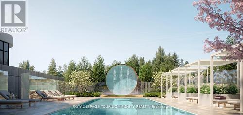 725 - 8188 Yonge Street, Vaughan, ON - Outdoor With In Ground Pool