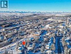 30 Crescent Road E  Okotoks, AB T1S 1G4