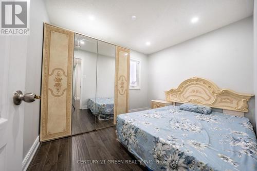 61 Kingknoll Drive, Brampton, ON - Indoor Photo Showing Bedroom