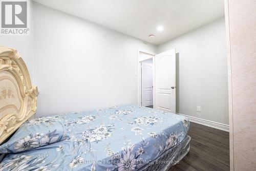 61 Kingknoll Drive, Brampton, ON - Indoor Photo Showing Bedroom