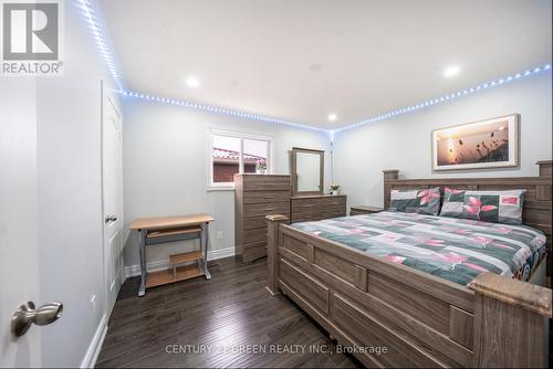 61 Kingknoll Drive, Brampton, ON - Indoor Photo Showing Bedroom