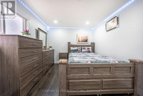 61 Kingknoll Drive, Brampton, ON - Indoor Photo Showing Bedroom