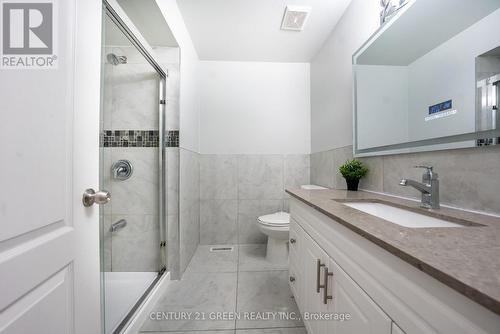 61 Kingknoll Drive, Brampton, ON - Indoor Photo Showing Bathroom