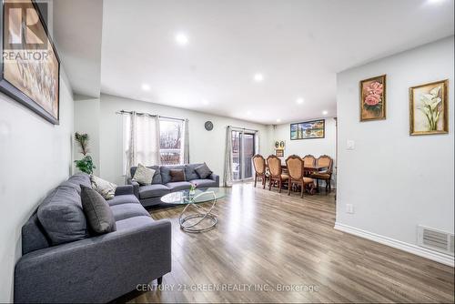 61 Kingknoll Drive, Brampton, ON - Indoor Photo Showing Living Room