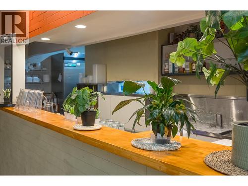 6372 Fraser Street, Vancouver, BC 