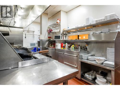 6372 Fraser Street, Vancouver, BC 