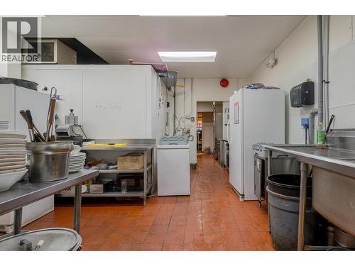 6372 Fraser Street, Vancouver, BC 