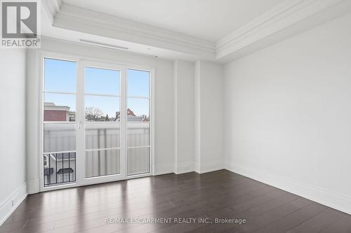 312 - 300 Randall Street, Oakville, ON - Indoor Photo Showing Other Room
