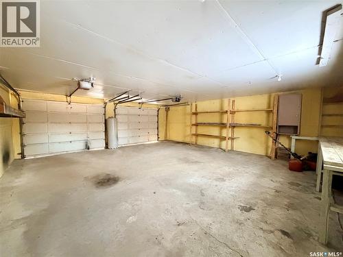 20 4Th Avenue E, Neilburg, SK - Indoor Photo Showing Garage