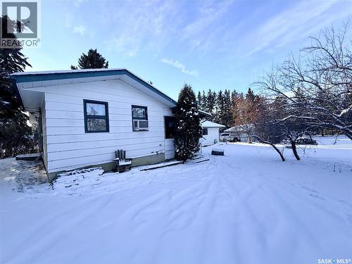 20 4Th Avenue E, Neilburg, SK - Outdoor