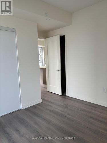 1410 - 8960 Jane Street, Vaughan, ON - Indoor Photo Showing Other Room