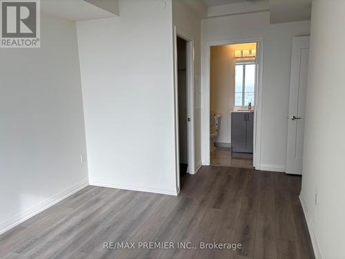 1410 - 8960 Jane Street, Vaughan, ON - Indoor Photo Showing Other Room