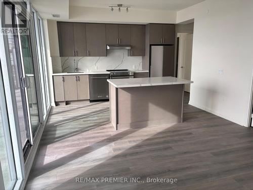 1410 - 8960 Jane Street, Vaughan, ON - Indoor Photo Showing Kitchen With Stainless Steel Kitchen