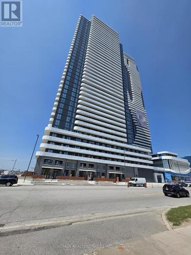 2008 - 8 Interchange Way, Vaughan, ON - Outdoor With Facade