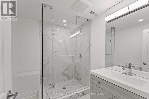 474 Bob-O-Link Road, Mississauga, ON - Indoor Photo Showing Bathroom