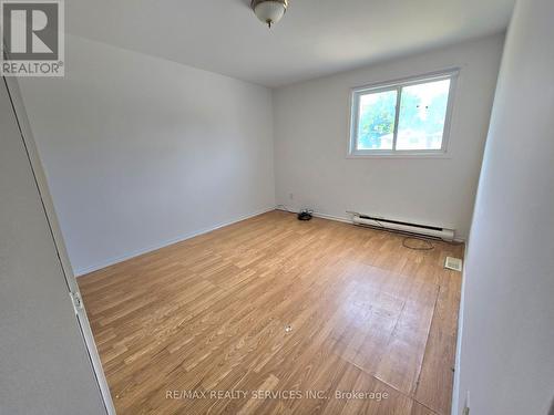 441 Parkview Crescent, Cambridge, ON - Indoor Photo Showing Other Room