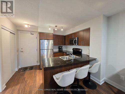 Oakville, ON - Indoor Photo Showing Kitchen With Double Sink