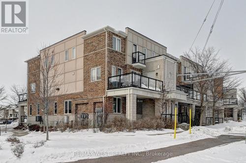 118 Daylily Lane, Kitchener, ON - Outdoor With Balcony With Facade