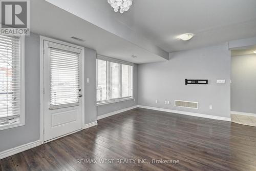 118 Daylily Lane, Kitchener, ON - Indoor Photo Showing Other Room