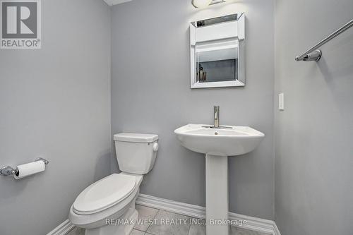 118 Daylily Lane, Kitchener, ON - Indoor Photo Showing Bathroom
